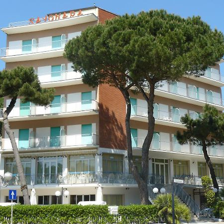 Hotel Sayonara Milano Marittima Exterior photo